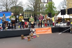 spelersgroep op podium